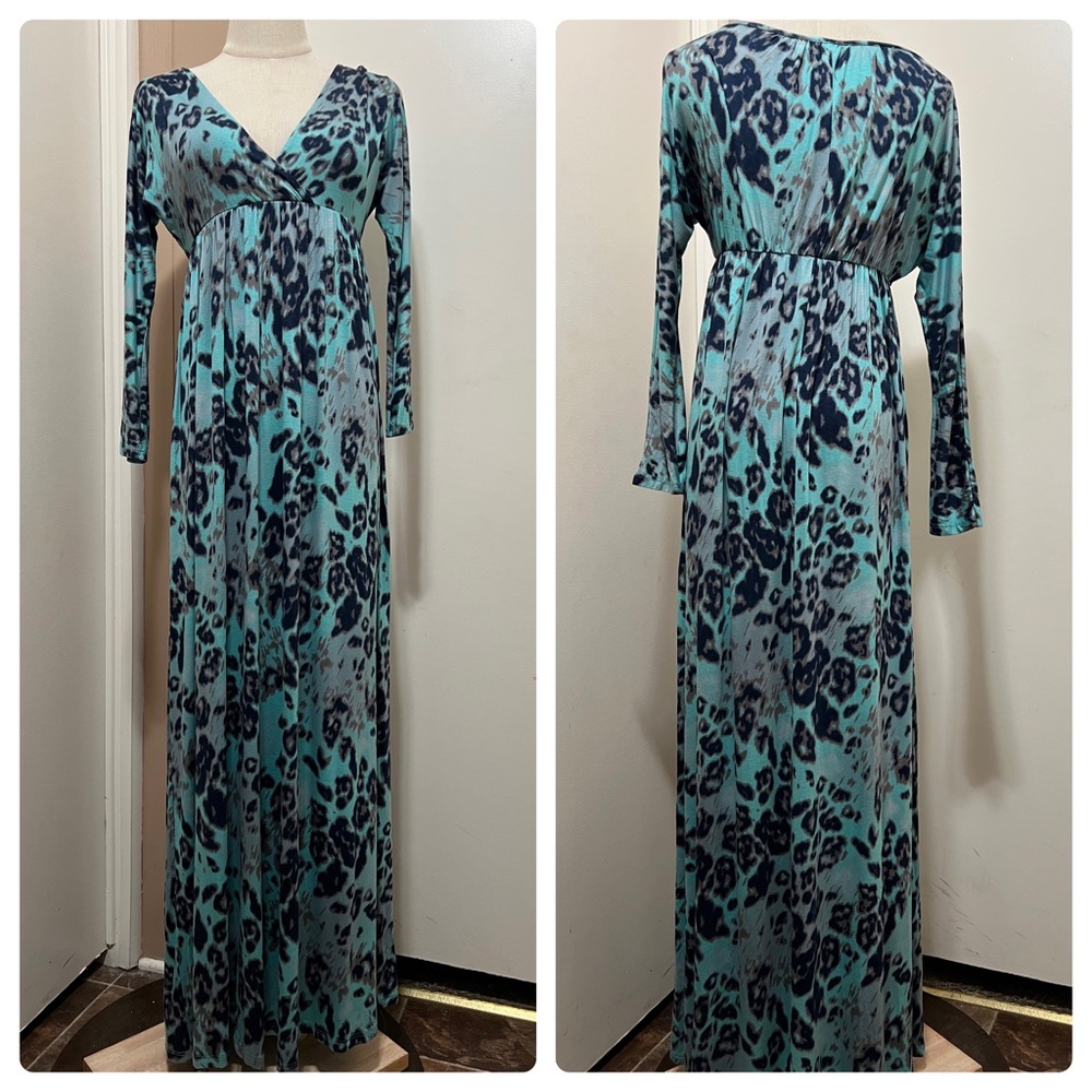 LANI CALIFORNIA LONG SLEEVE BLUE TIE DYE MAXI DRESS SIZE S.